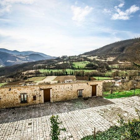 Le Aie Di Postignano Apartamento Sellano Exterior foto